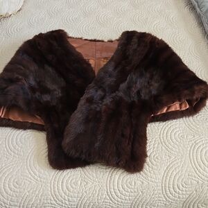 Chic Brown Fur Women's Cape
